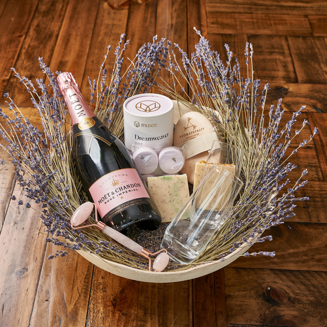 Bubbles and Moët Experience