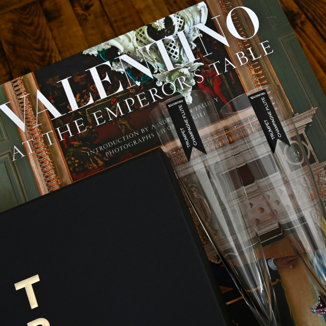 Valentino Divine